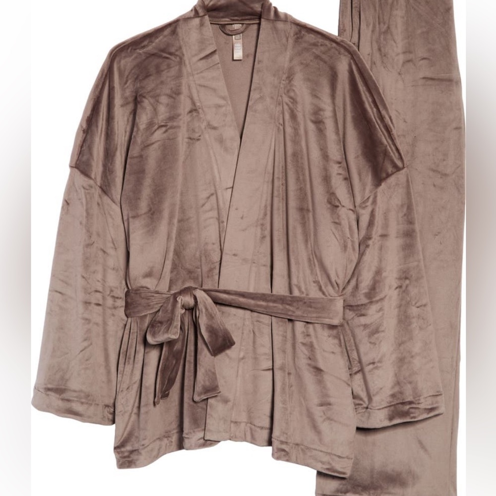 SKIMS Velour robe pajamas